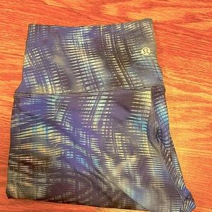 Lululemon Wunder Train 25 inch.